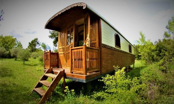 La Magnanerie Dhotes , Les Roulottes Insolites Sauve Exterior foto